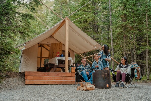 A group glamping at Sundance Lodge