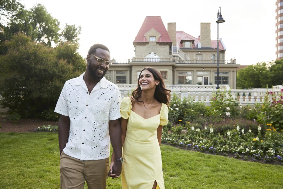 Couple walking around the Lougheed House property