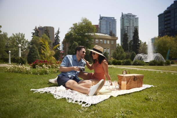 couple enjoying a sunny day at Central Memorial Park