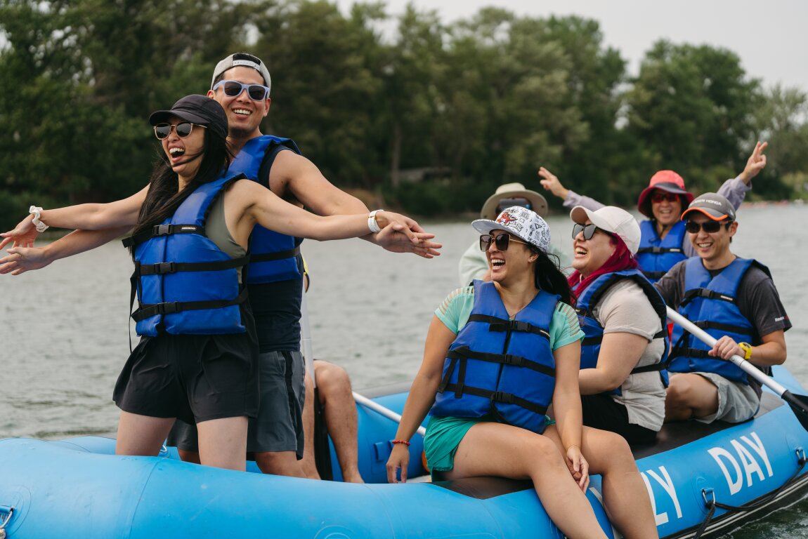 Lazy Day Raft Rentals Bow River(